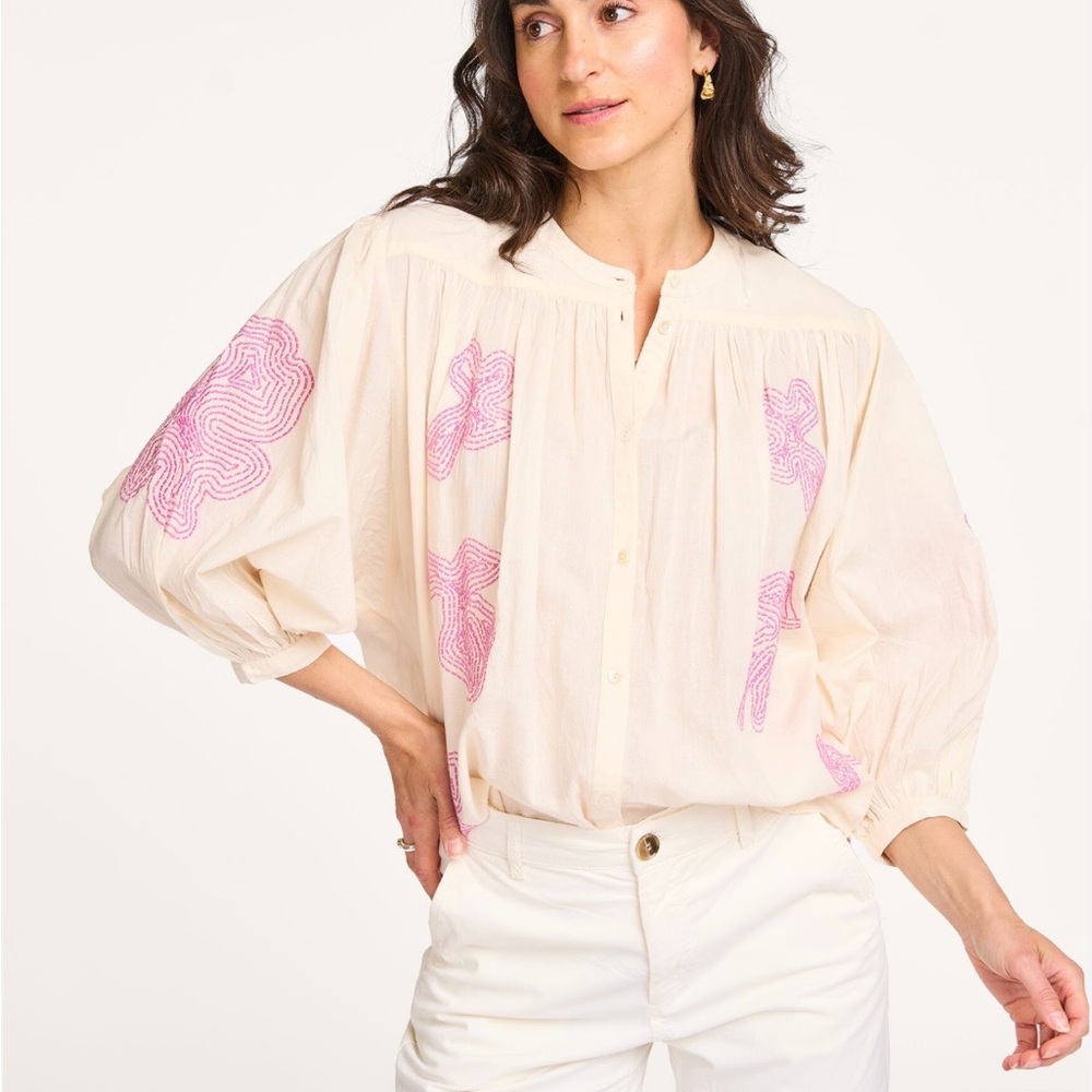 Chic Button Down Shirt with Pink Embroidery